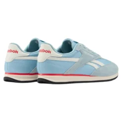 Women's World 70 Shoes